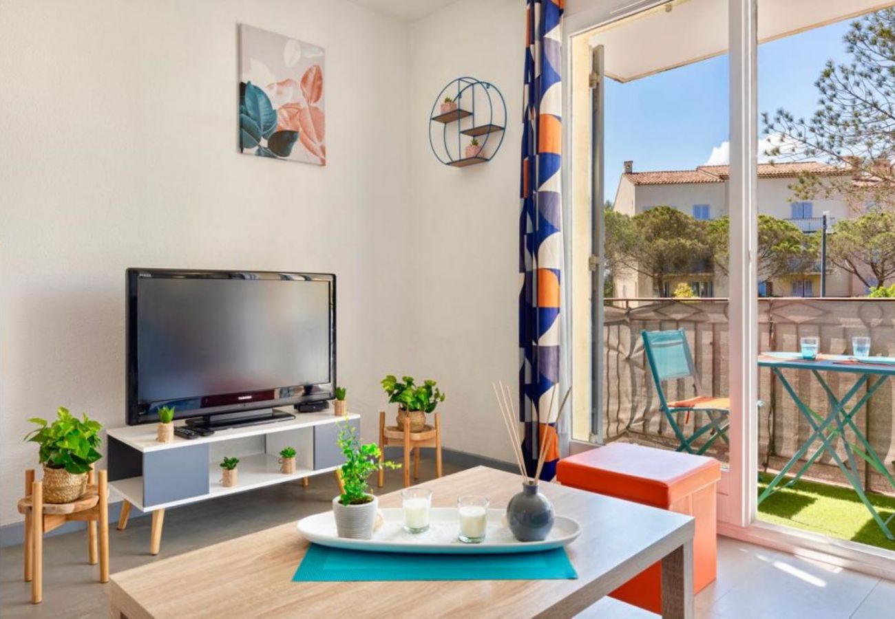 Studio in Mougins - Studio in Mougins, 15 mn from Cannes