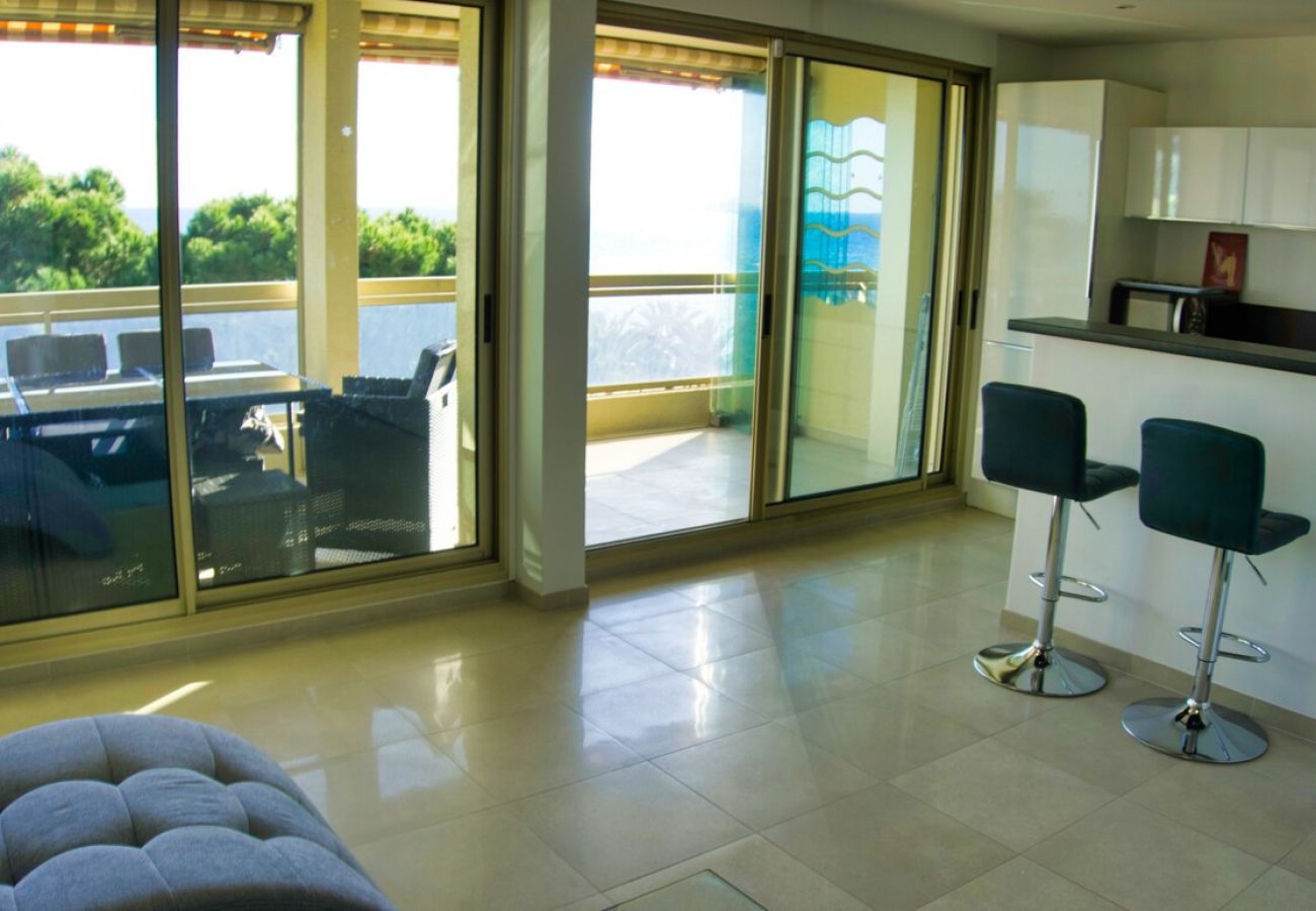 Apartment in Cannes - Palmes d'Or Properties - Ref MIDI