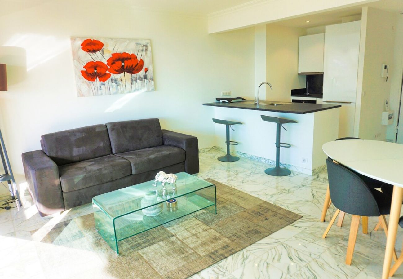 Apartment in Cannes - Palmes d'Or Properties - Ref LEM5F