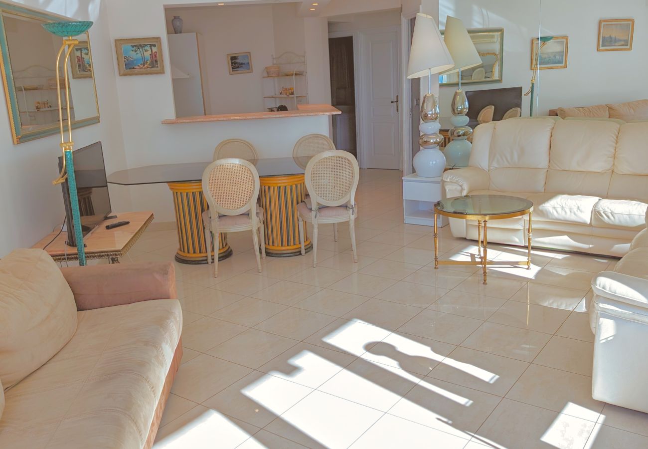 Apartment in Cannes - Palmes d'Or Properties - Ref ILES