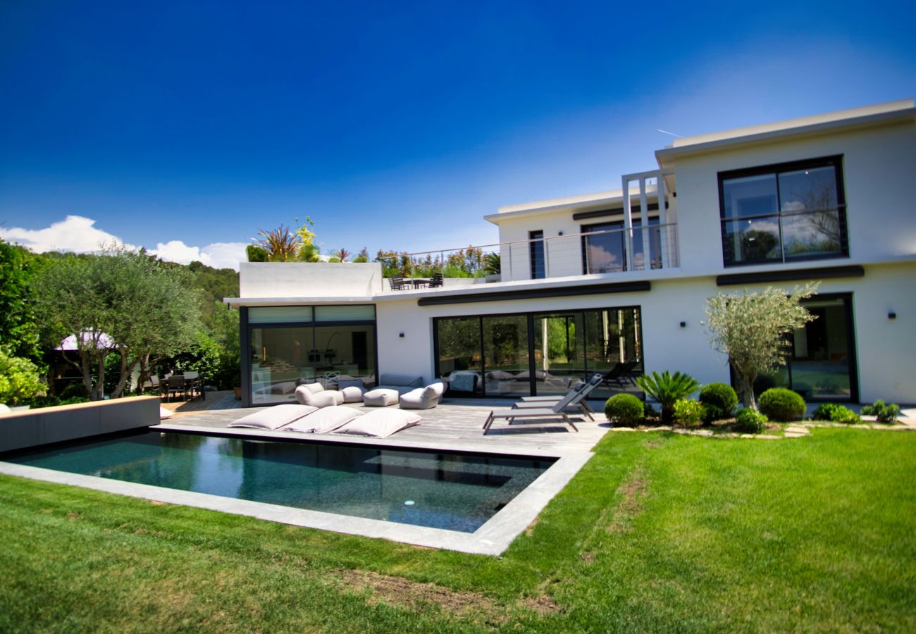 Villa in Mougins - Palmes d Or Properties Ref LAUV