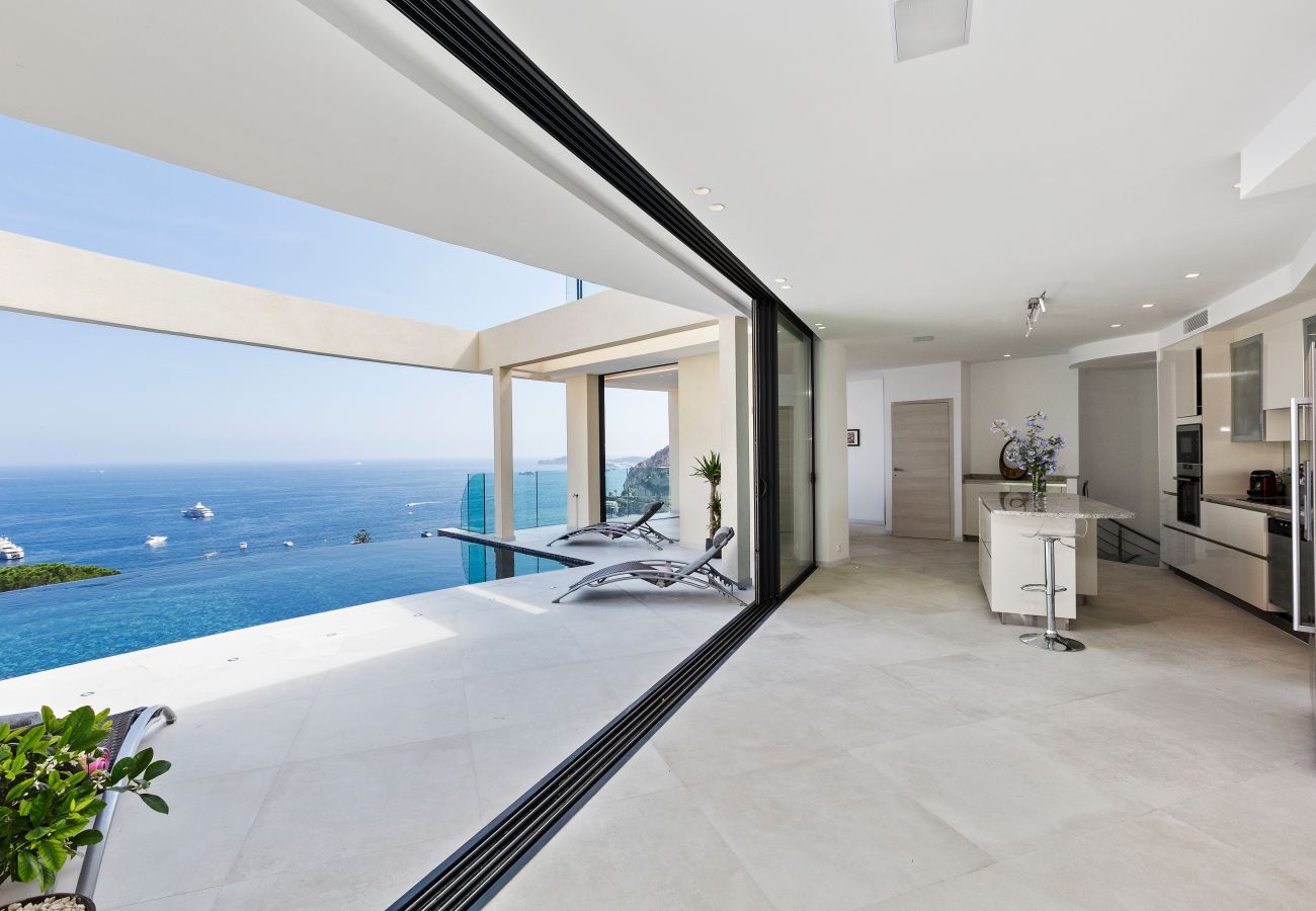 Villa in Eze - Palmes d'Or Properties - Ref PARADISE