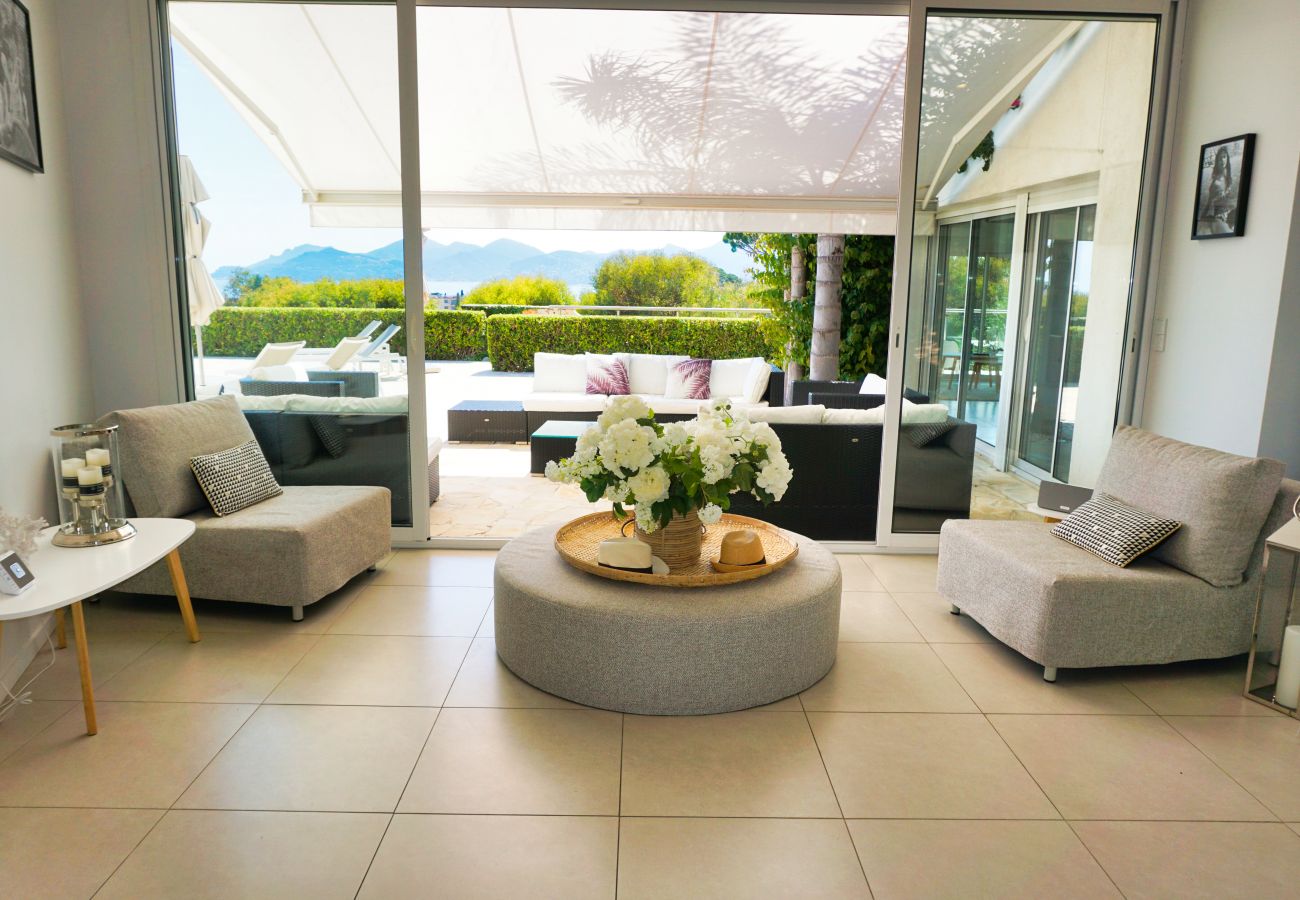 Villa in Cannes - Palmes d'Or Properties - ref JOA