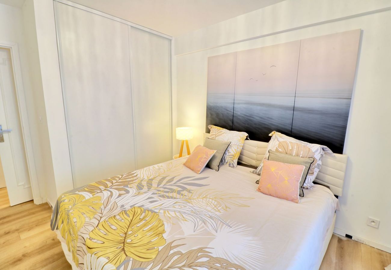 Apartment in Cannes - Palmes d'Or Properties - Ref FLEUR