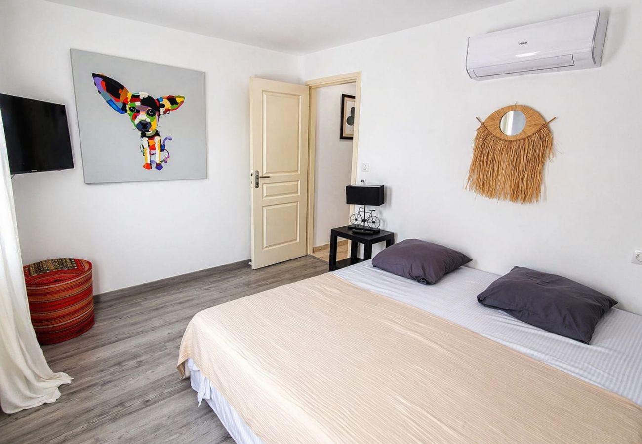 Apartment in Mandelieu-la-Napoule - Photos