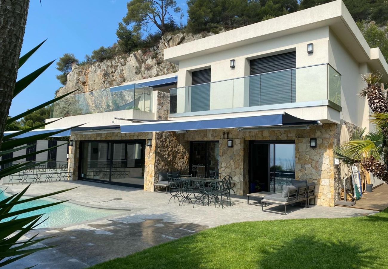 Villa in Villefranche-sur-Mer - Ref Maison Bleu by Palmes d or properties