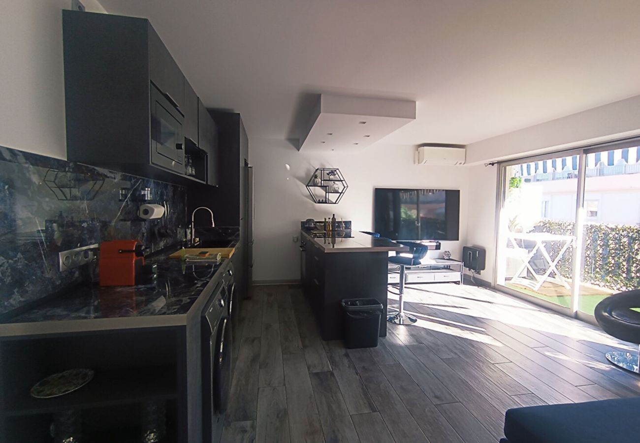 Apartment in Vallauris - Doris by Palmes d or Properties