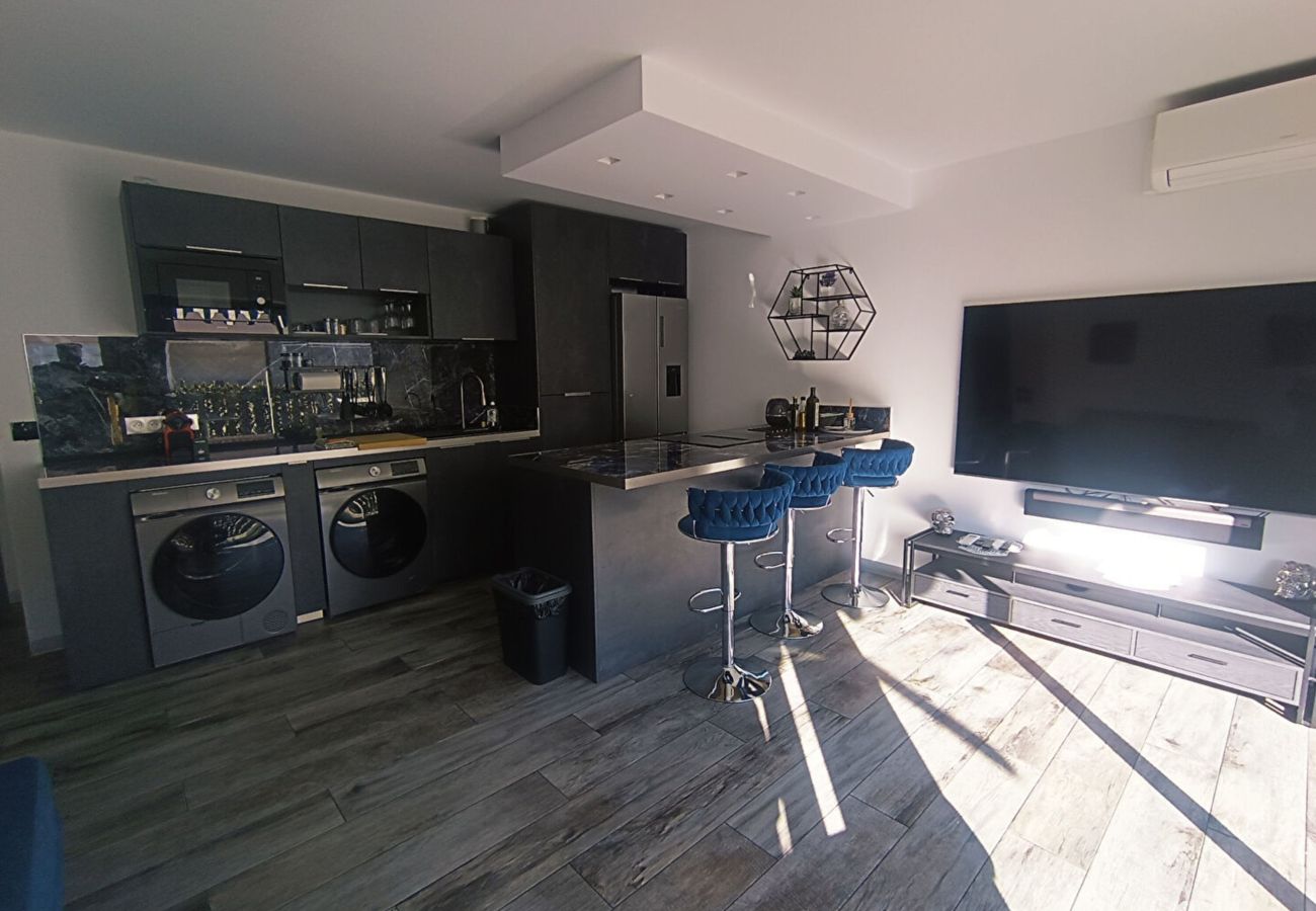 Apartment in Vallauris - Doris by Palmes d or Properties