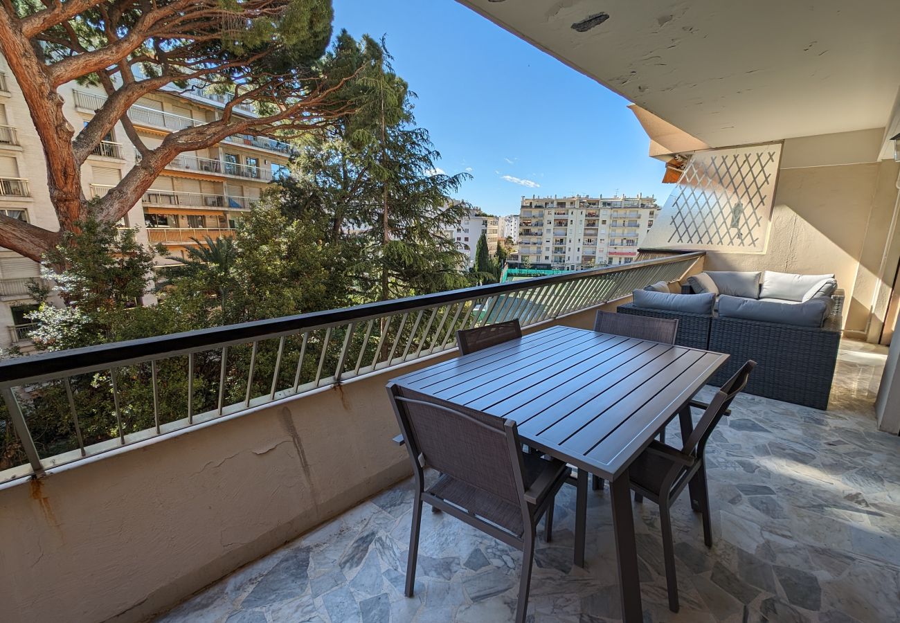 Appartement à Cannes - Ref LACOUR7 Palmes d Or Properties