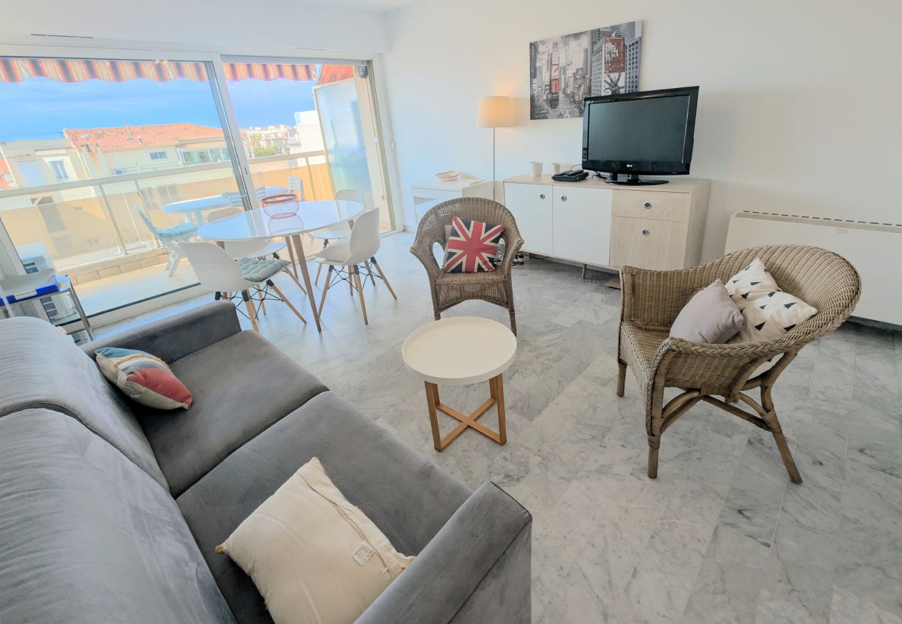 Appartement à Juan-les-Pins - Ref Poincaré by Palmes d'Or Properties